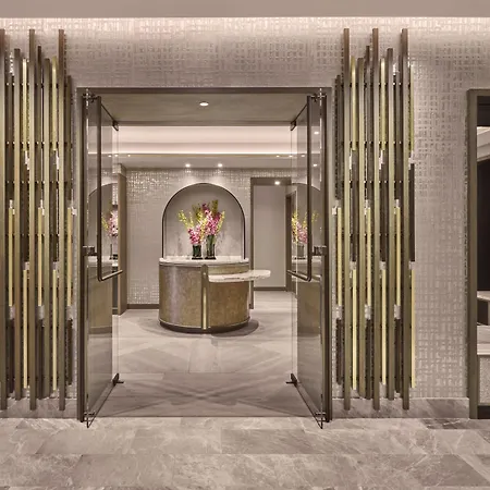 The St. Regis Chicago