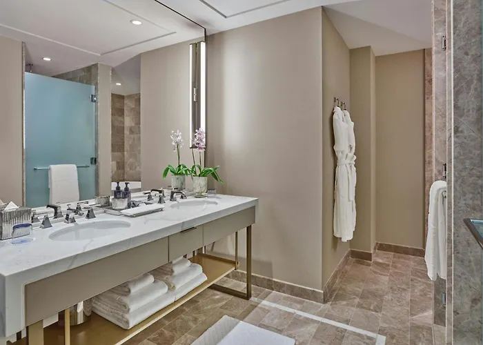 The St. Regis 5* Chicago