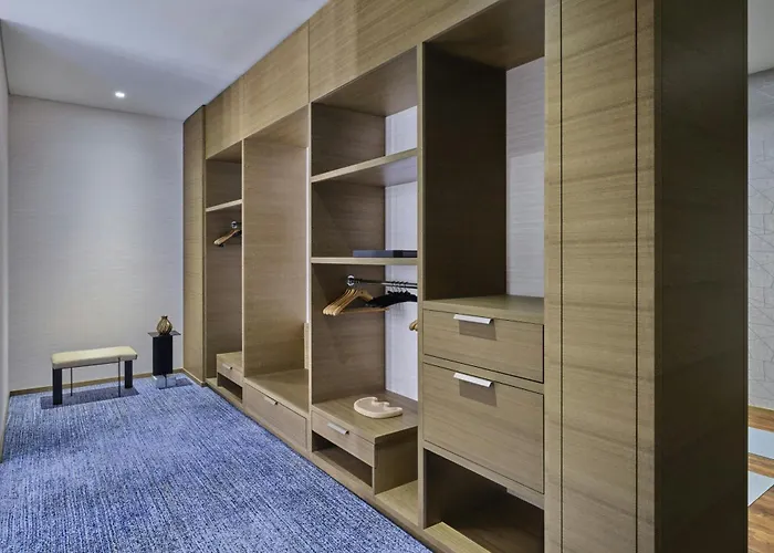 The St. Regis 5*